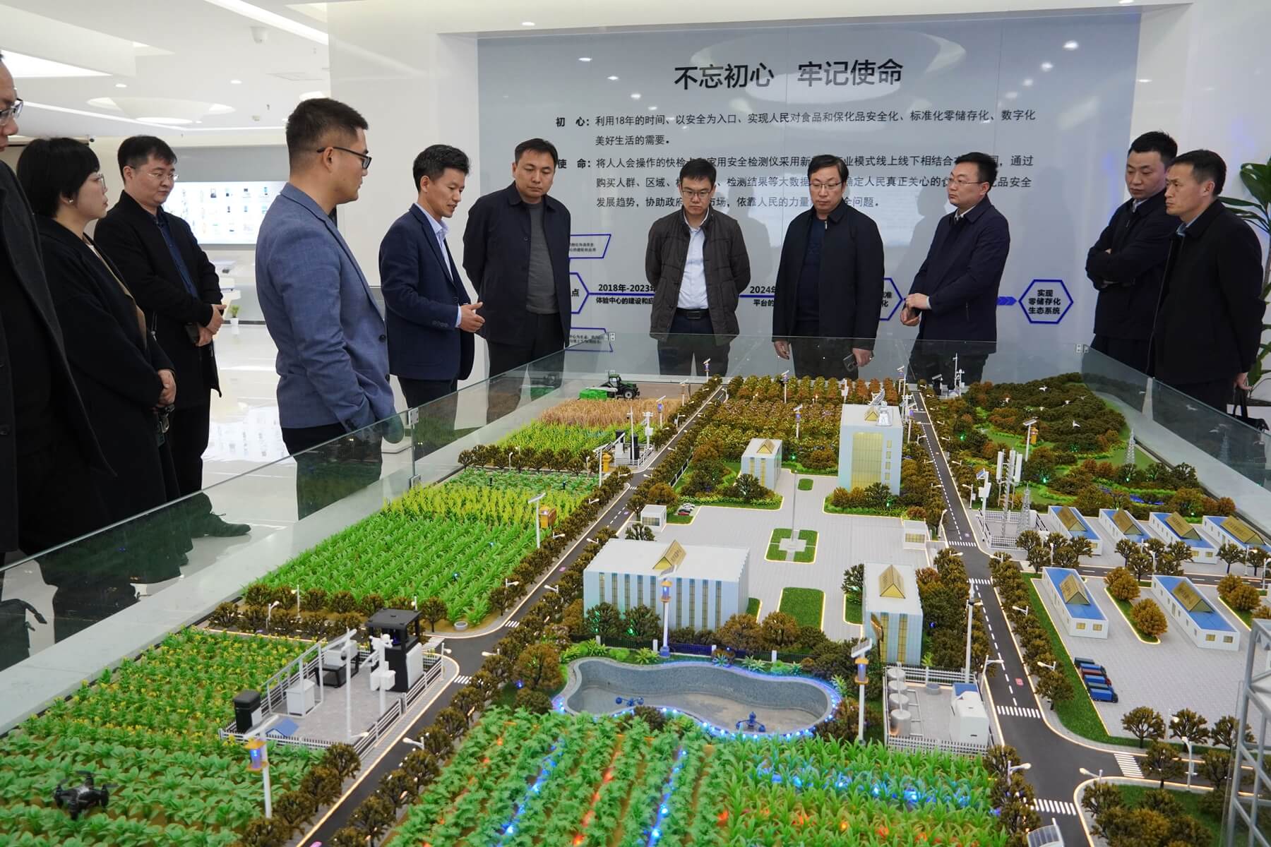 熱烈歡迎唐河縣縣長(zhǎng)一行蒞臨歐柯奇參觀指導(dǎo)