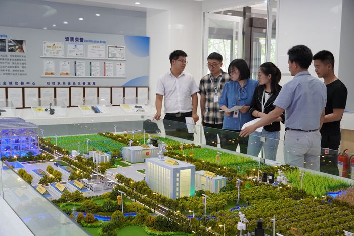 多人學習場景2.jpg